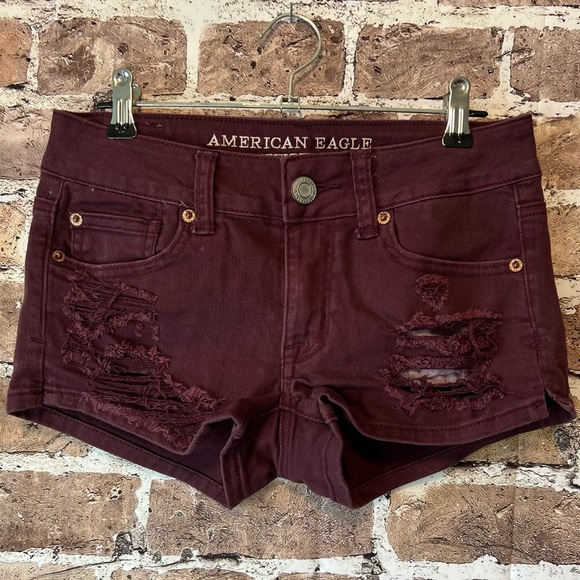 American Eagle Outfitters Pants - size 0 - American Eagle - “shortie” shorts - burgundy - distressed